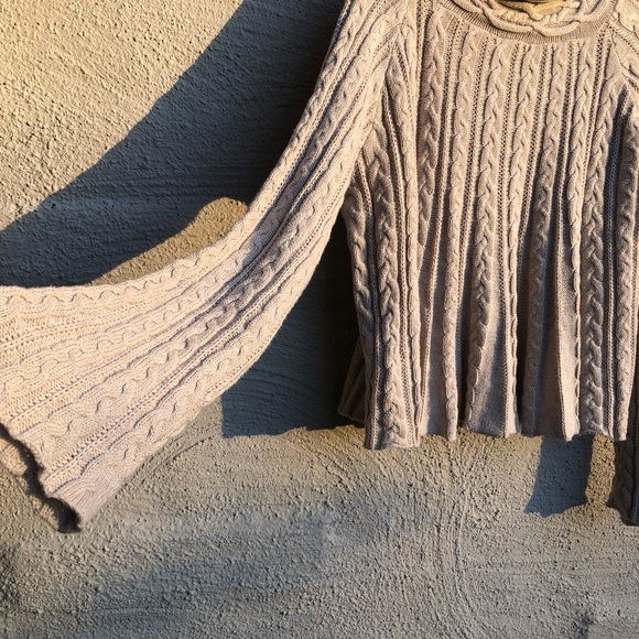 Charlie Brown Sweater. Cable Knit, Swingy Body with Slight Cowl Neck. Size- AU 4 - Picture 10 of 13
